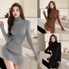 Robe en maille femme automne et hiver ajustée col haut sexy fendue sur le côté enveloppant les hanches polyvalente courte avec jupe pull inférieure