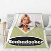 Benutzerdefinierte Beabadoobee Decke 3D Gedruckt Weiches Flanellfleece Warm Fake It Flowers Pose Wurfdecken für Reise Schlafzimmer Sofa Steppdecke