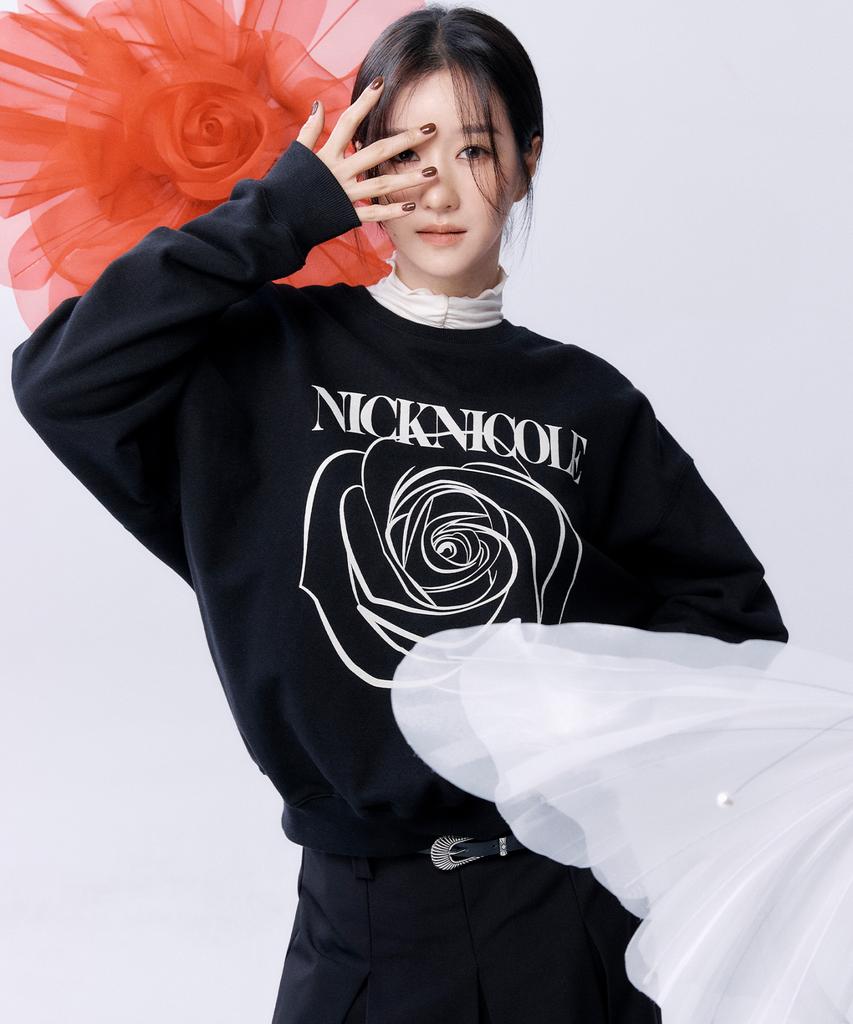 Nigaennikol Nicole Rose Printing Sweatshirt_Black Cream
