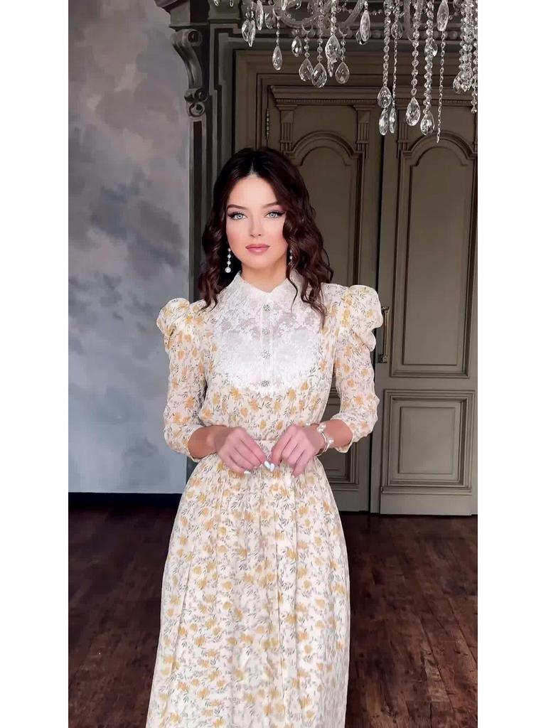 Women's Floral Lace Slimming Dress with Peter Pan Collar