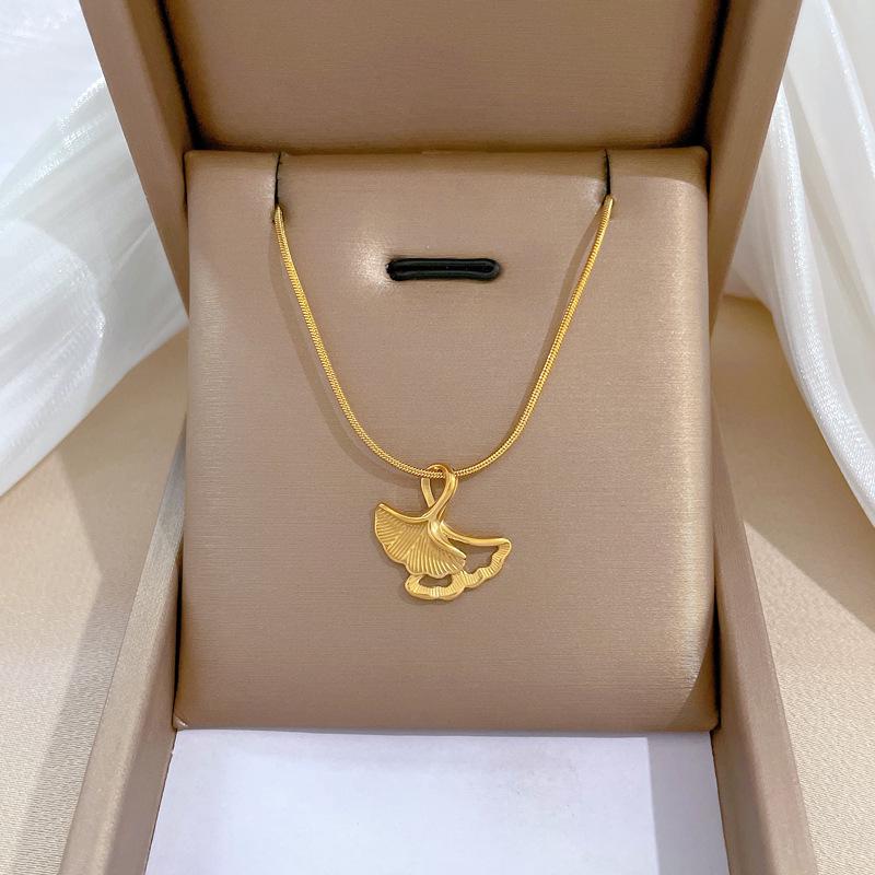 Full Titanium Steel Geometric Animal Minimalist Real Gold Necklace for Women - Collarbone Chain