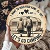 Ich will deine Hand halten Sagen Wir Gehen Campen Vintage Aluminium-Wandschild Rustikale Retro-Wohnmobil-Kunst mit Herzmotiven