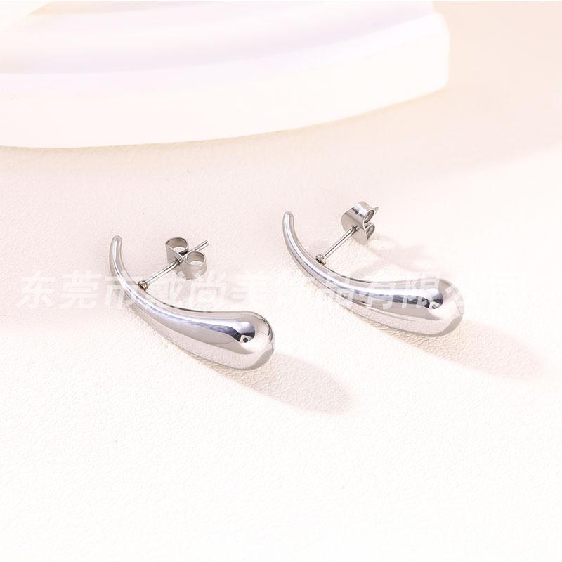 European and American Water Drop Stainless Steel Stud Earrings Niche High Sense Fashion Trend Earrings Temperament Versatile Earrings