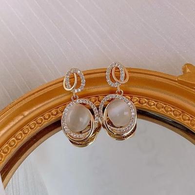 Women's Retro  Resin Vintage Gold Earrings