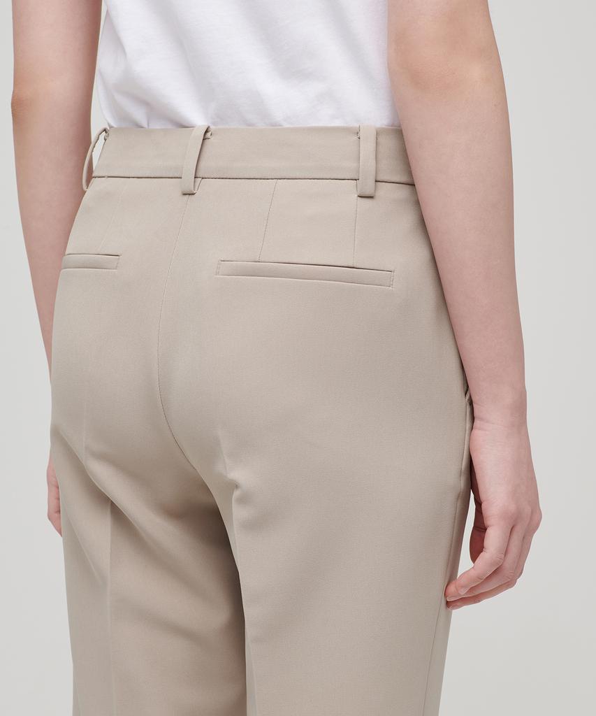 MUSINSA STANDARD WOMAN Women'S Fluid Slim Straight Slacks [Beige]