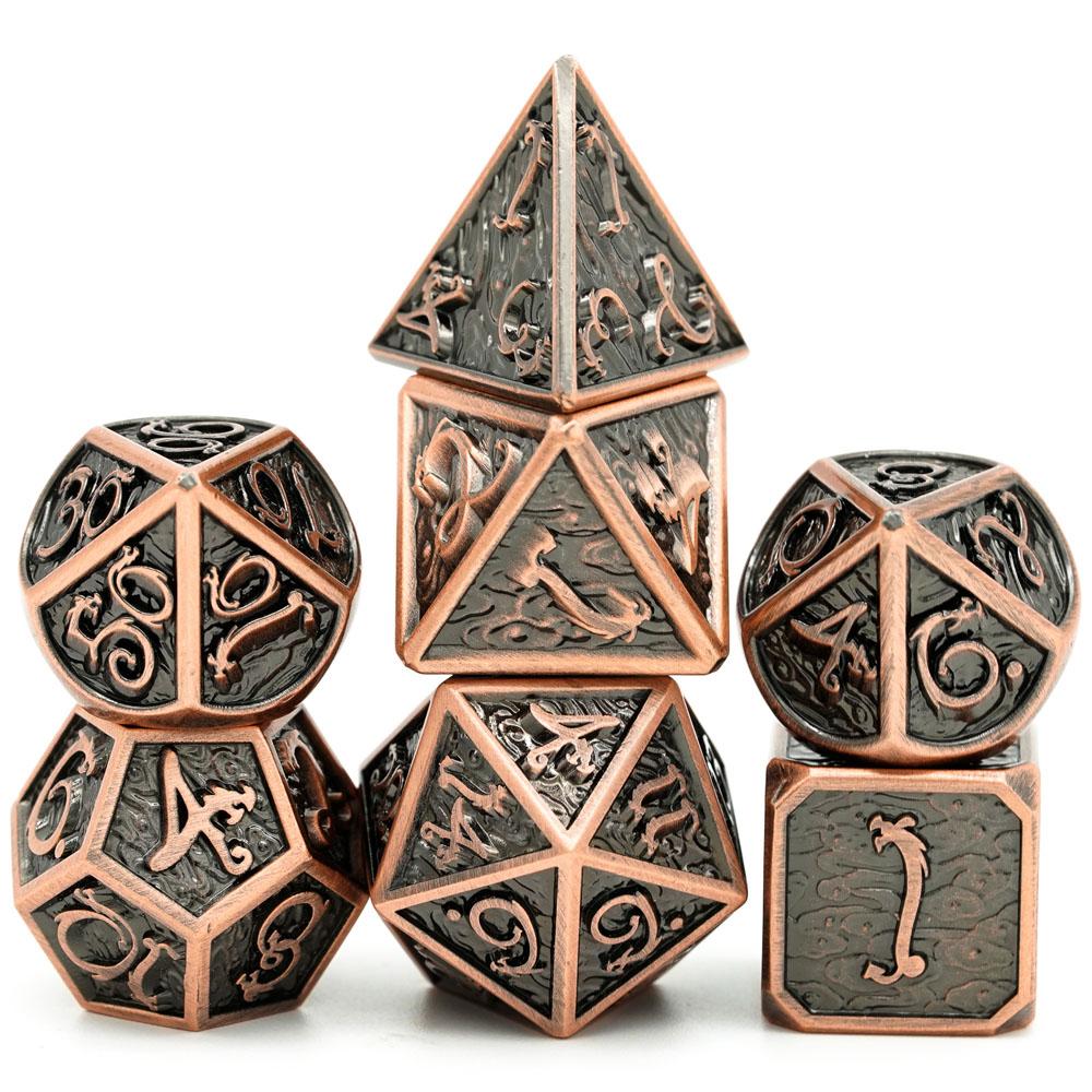Cusdie Dračí Písmo DND Kostky Kovové, Příznivý Mrak, 7kusová Polyhedrická Sada Kostek, pro D&D Hru na Hraní Rolí Pathfinder Stolní Hry