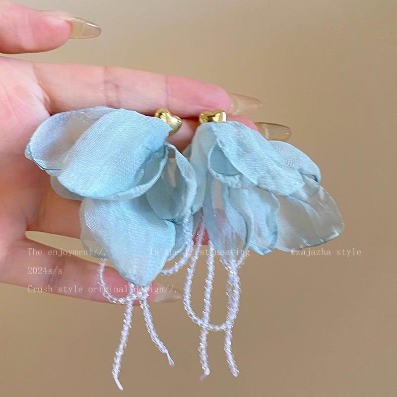 Floral Earrings - Women's Summer Sweet Petal-style Earrings with A Sophisticated and Unique Design, Exuding An Elegant and Exclusive Charm.
