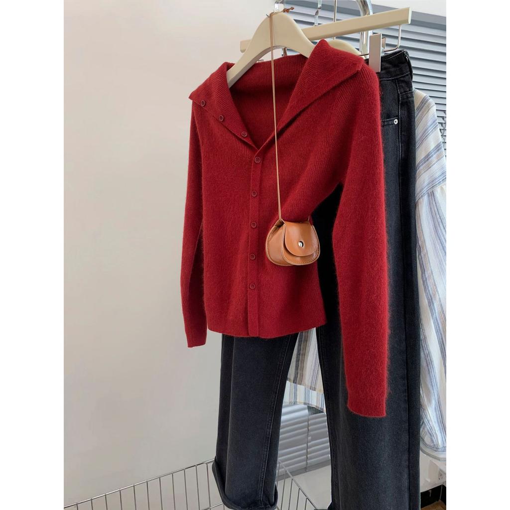 Red V-neck Lapel Knitted Sweater Women's Spring and Autumn Early Autumn Design Sweater with Bottoming Sweater Knitted Cardigan Top