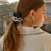 ANOETIC ANC STRIPE DENIM SCRUNCHIE_NAVY