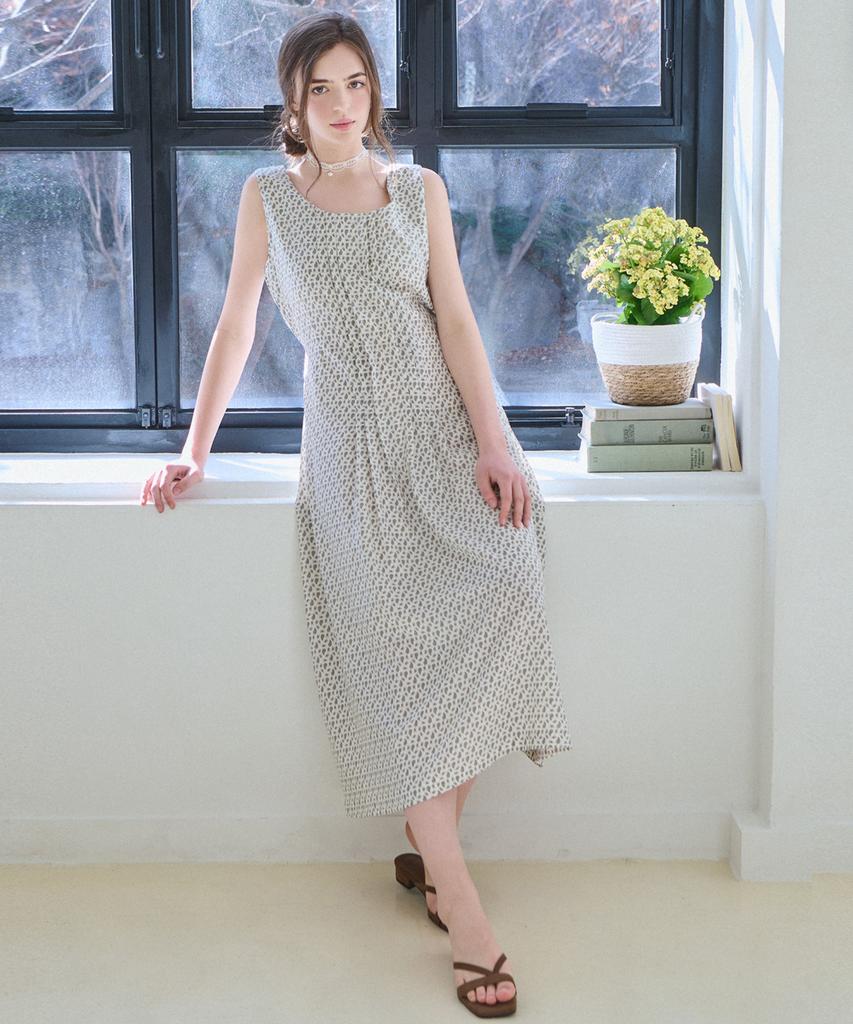 Slow Lolly Pintuck Pattern Dress - Cream