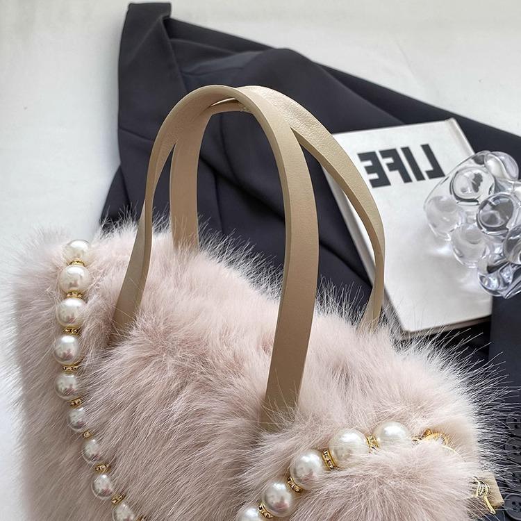 Nouveau Sacs à Main Mini Portables en Peluche Douce Hiver Mode Polyvalent Carré Petit Perle Sac Bandoulière Femme Texture Douce Sacs Messagers Dames