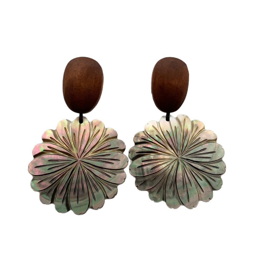 Natural Relaxation Ethnic Style Light Shell Earrings Earrings Light Luxury Retro Fashion High Sense Commuter Personalized Earrings