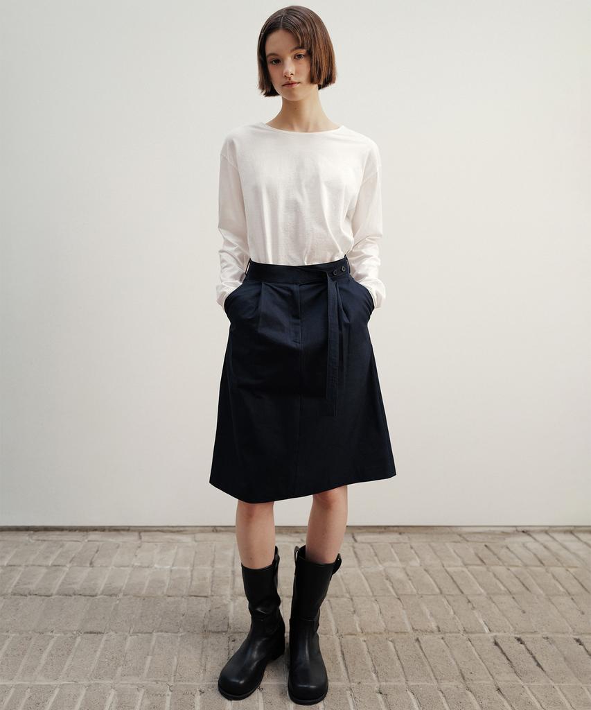 Annies Button Belted Skirt (Dark Navy)