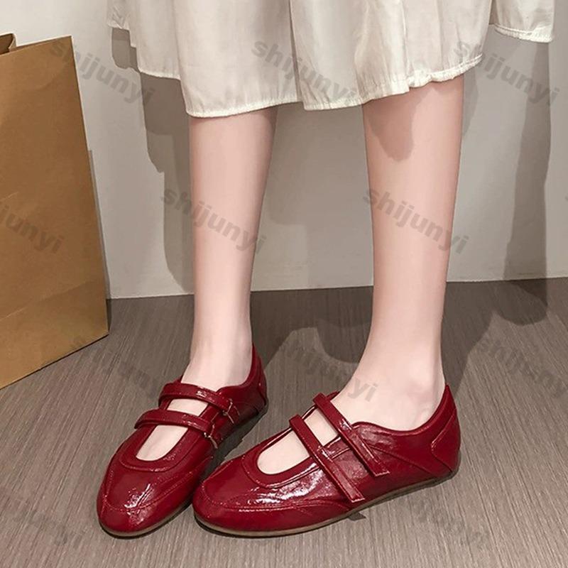Fashion Women's Leopard Flats 2025 New Fashion Vintage Red Outdoor Mary Jane Shoes Lightweight Comfortable Slip on Luxury Ballet Shoes