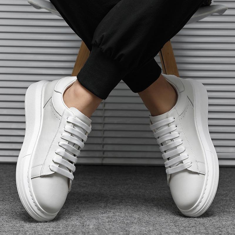 Automne Nouvelles Chaussures pour Hommes Chaussures Décontractées en Cuir de Vache Mode Blanches Plates Chaussures de Skateboard Jeunesse Baskets à Lacets