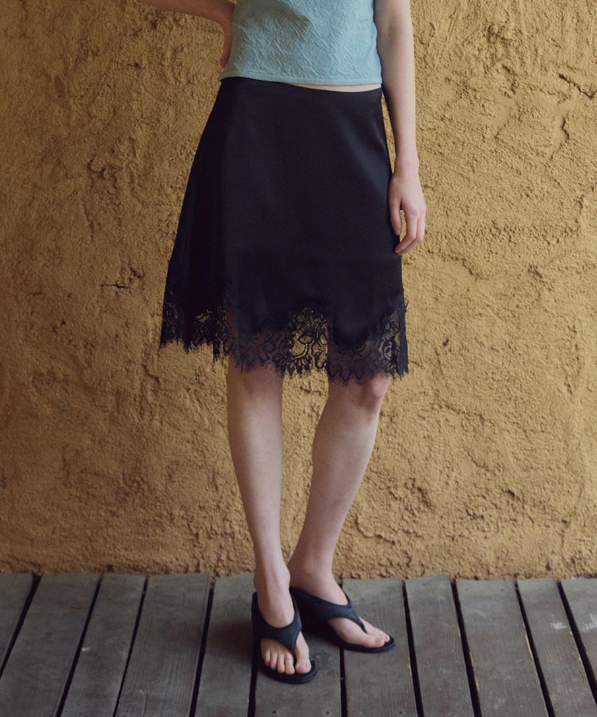 Cita A-Line Lace Satin Skirt_Cts632(Black)
