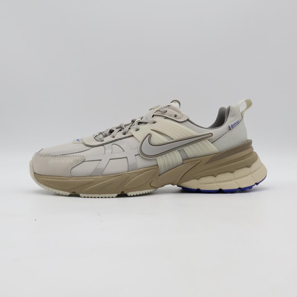 FZ2622-002 Nike V2K Run GORE-TEX Fer Clair Pierre Claire Os Clair (aux femmes)
