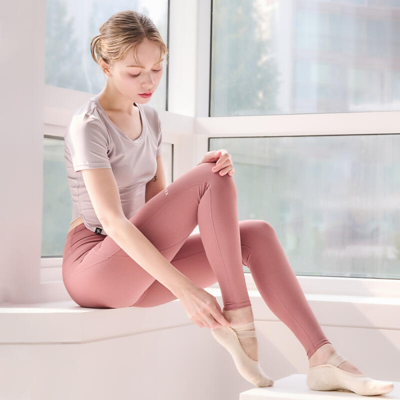 1 Pair of Women's Non-slip Pilates Double-lined Fake Socks