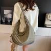 Korean Version of Fashion Plaid Shoulder Bag 2025 New Large-capacity Retro Commuter Messenger Bag Niche Foreign Style Dumpling Bag
