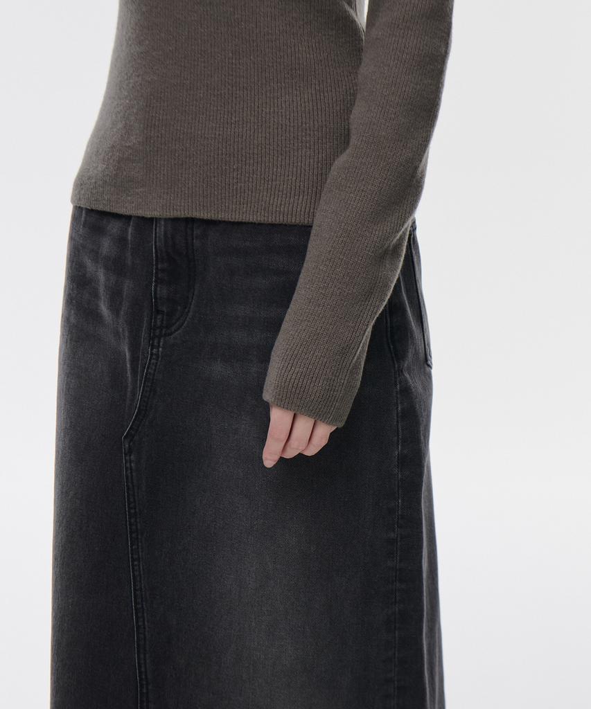 MUSINSA STANDARD WOMAN Women'S Ribbed Slim Crew Neck Knit [Taupe]