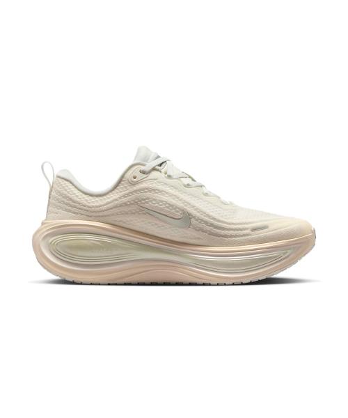 Nike Vomero Plus [IO9916-100]
