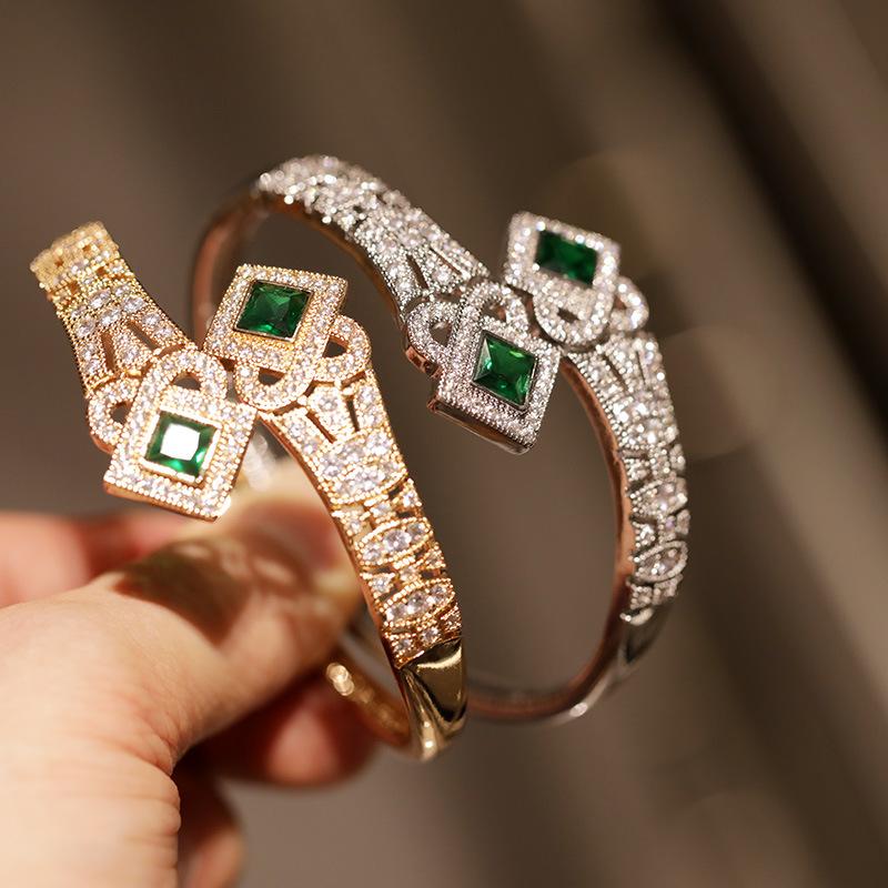 New High-end Super Flash Zircon Nail Bracelet, Personalized Square Emerald Open Bracelet Jewelry