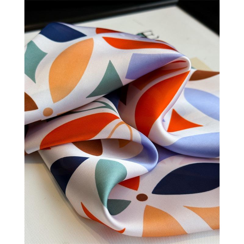 Women S Geometric Printed Silk Like Square Scarf For Summer