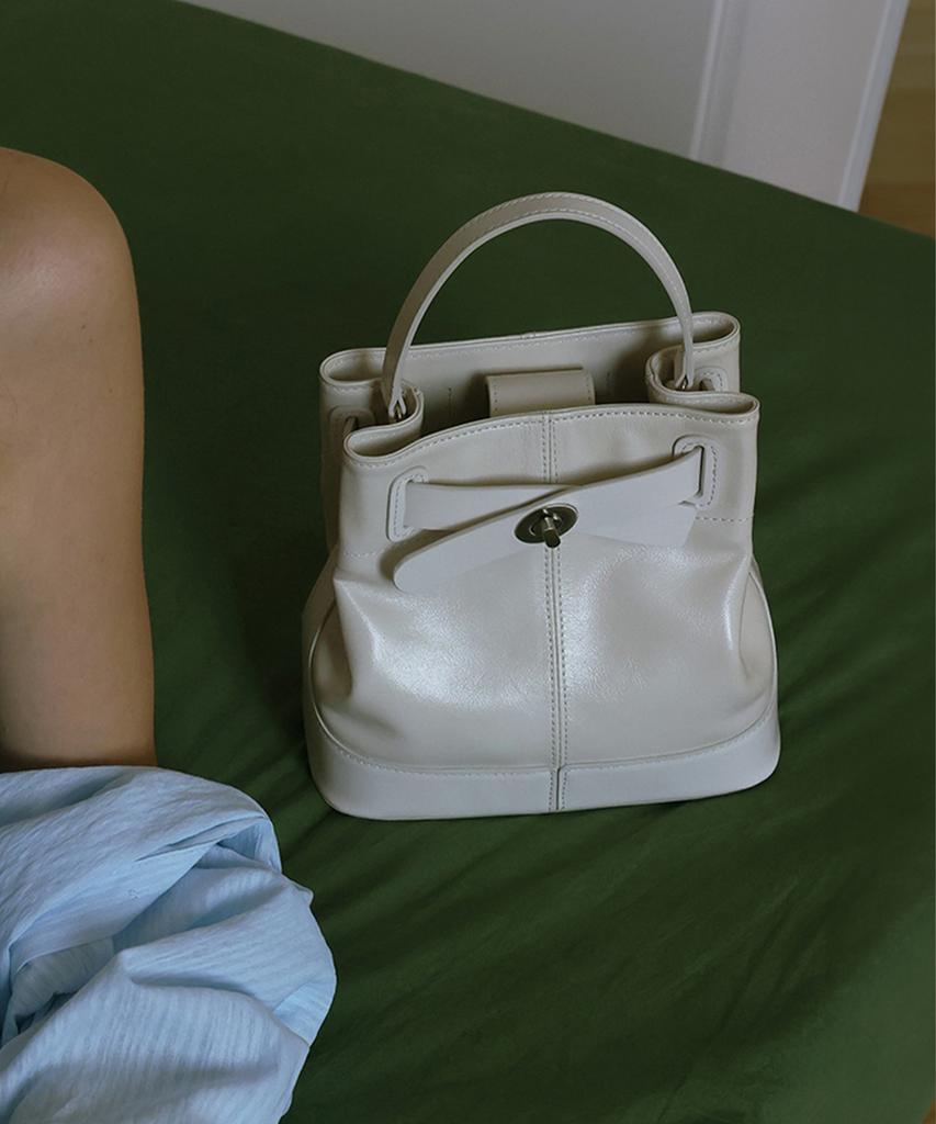 Apoa. Copper Bucket Bag_3Color