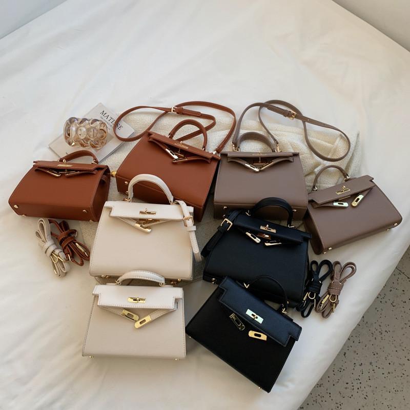 2024 New Stylish Urban Minimalist Small Shoulder Bag Women's Cross-border Texture Portable Bag