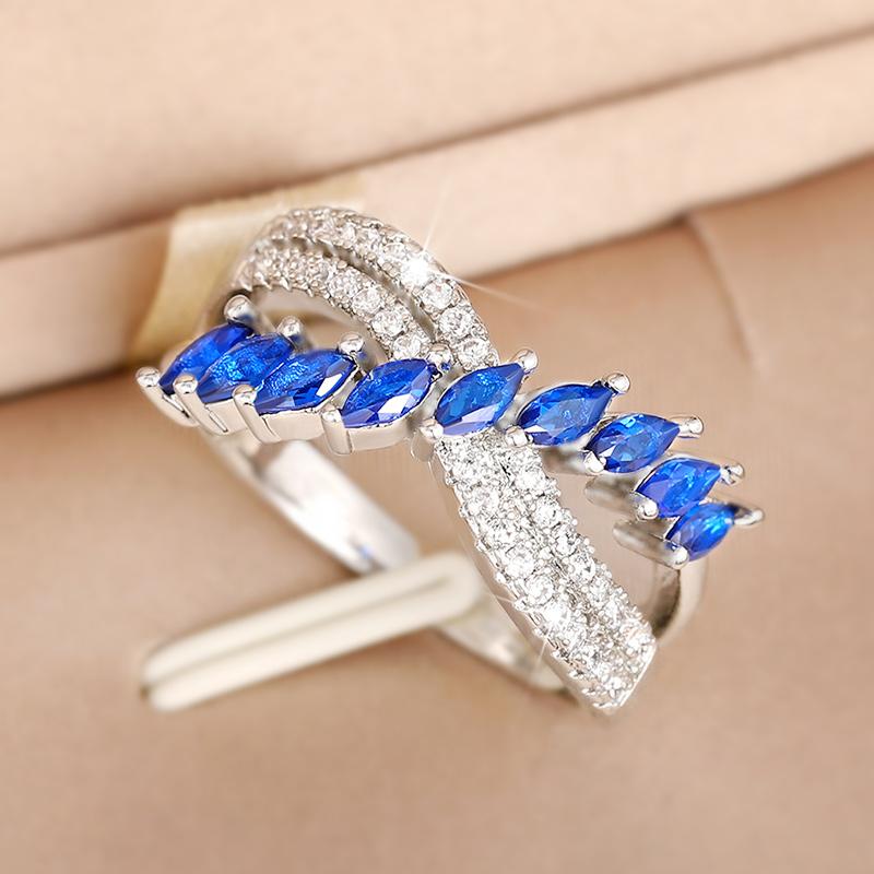 Huitan Gorgeous Fashion Cross Ring Bright Blue/White Zirconia Finger Accessories for Women Luxury Trendy Party Jewelry for Lady