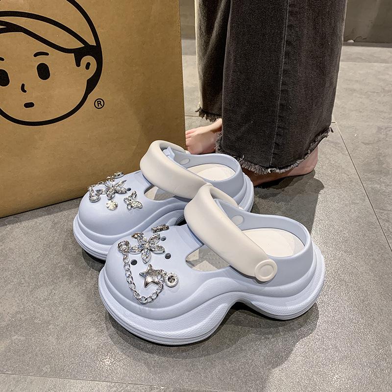 Spring and Summer 2025 New Rhinestone Heightening Hole Shoes Women's Ins Tide Non-slip Thick Sole Two Wear Bag Head Slippers Women's Shoes