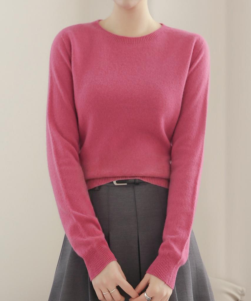 Keulleiseu 100% Wool Round Neck Knit Sweater_Black