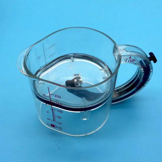 4-In-1 Adjustable Measuring Cup with Ergonomic Handle Push-up Bottom Dual Scale Measurement Cup Cooking Baking Kitchen