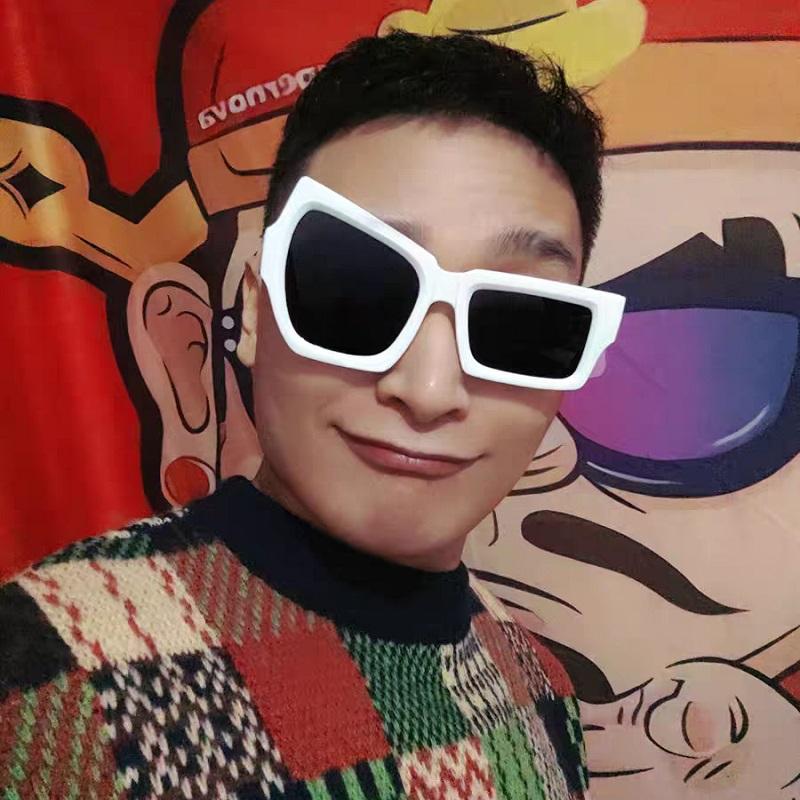 Teasing glasses, funny photos, personality, fashion, irregular size, asymmetrical eyes, drag hip-hop sunglasses