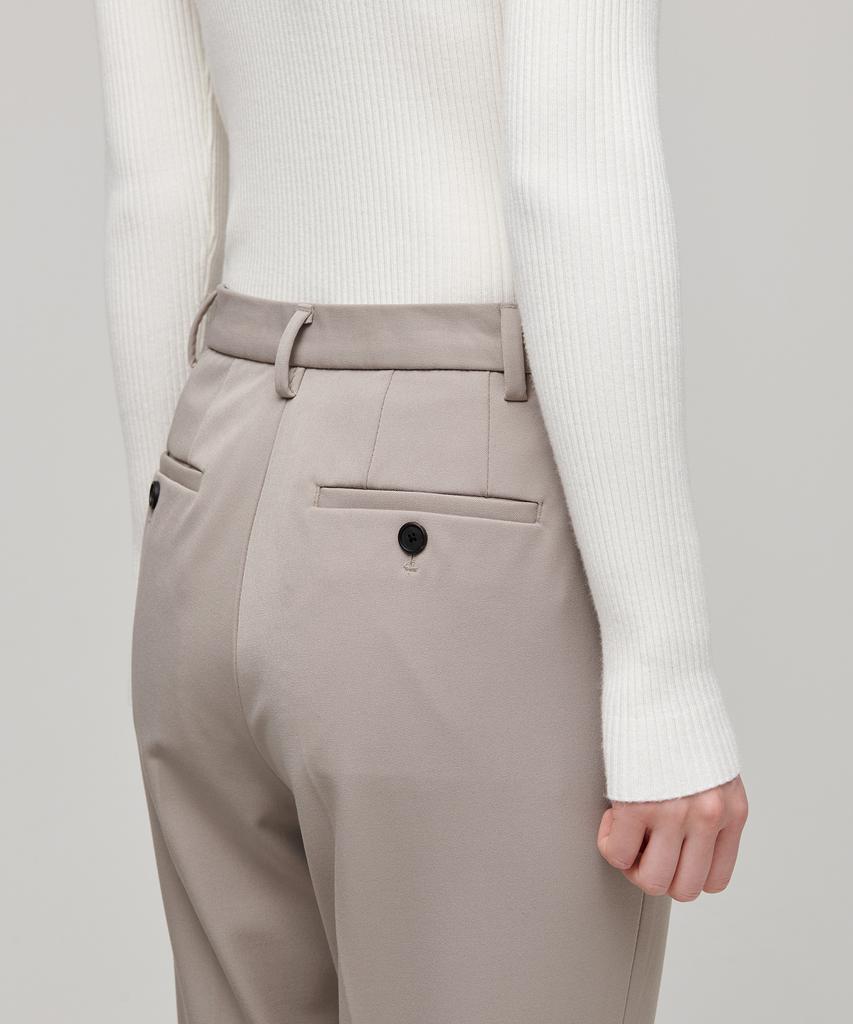 MUSINSA STANDARD WOMAN Women'S Heavyweight Fleece-Lined Slim Straight Hidden Elastic Waist Slacks [Light Beige]