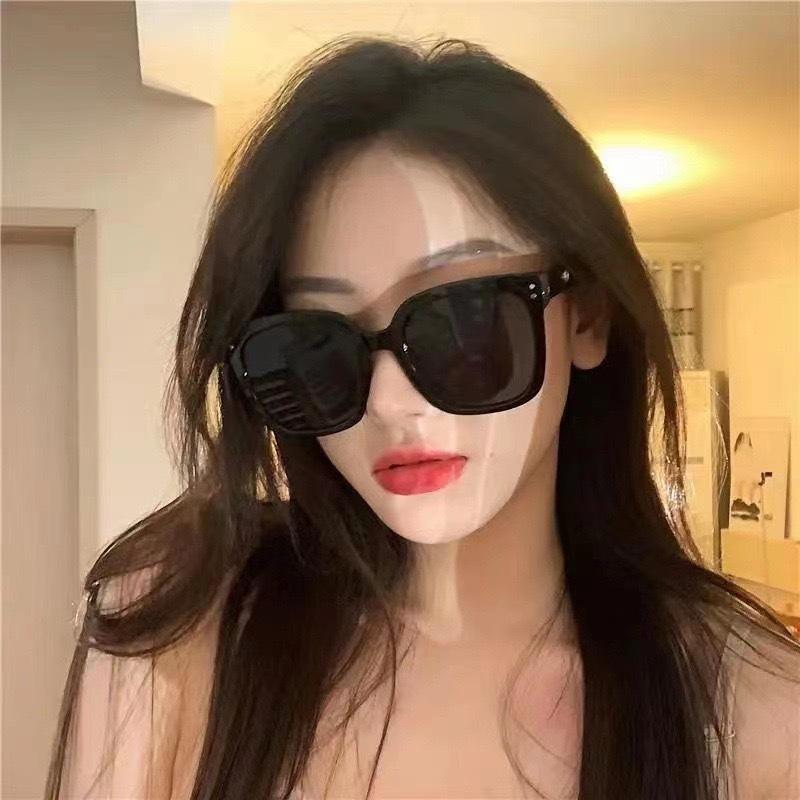 New Sunglasses Female Korean Style Trendy Big Box Square Slim Sunglasses Male Fashion Outdoor Sun Visor Fashion