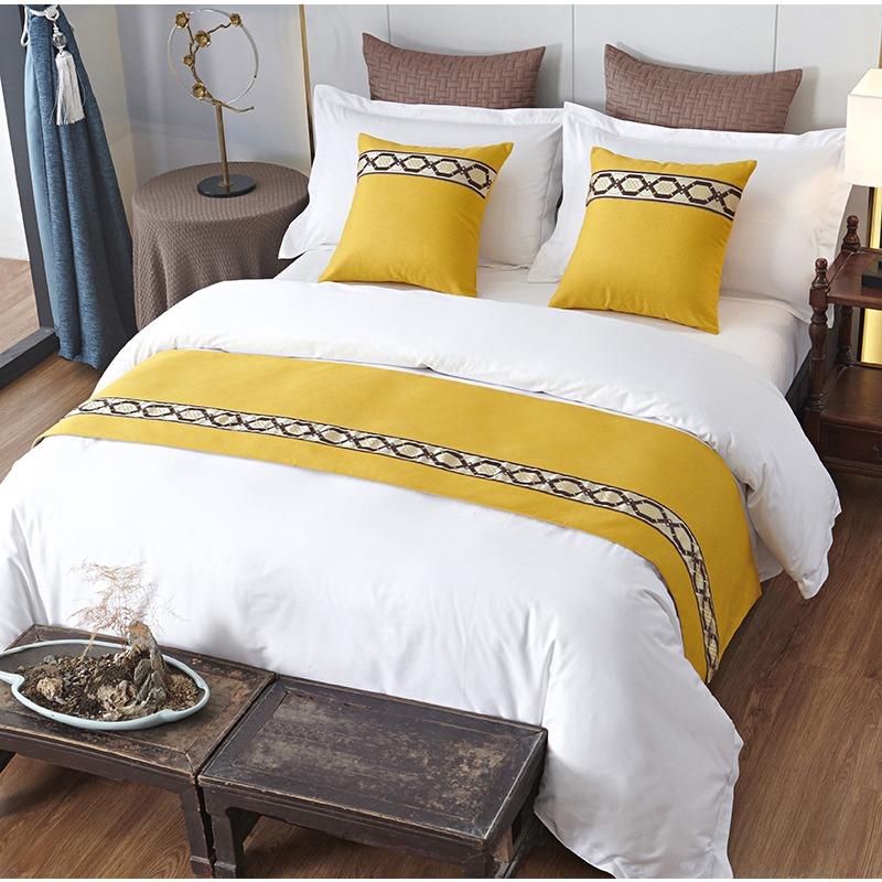 European Style Bed Runners Luxury Embroidery Bed Flag Throw Runner Wedding Room Hotel Home Decoration Bed Tail Towel Pillowcase