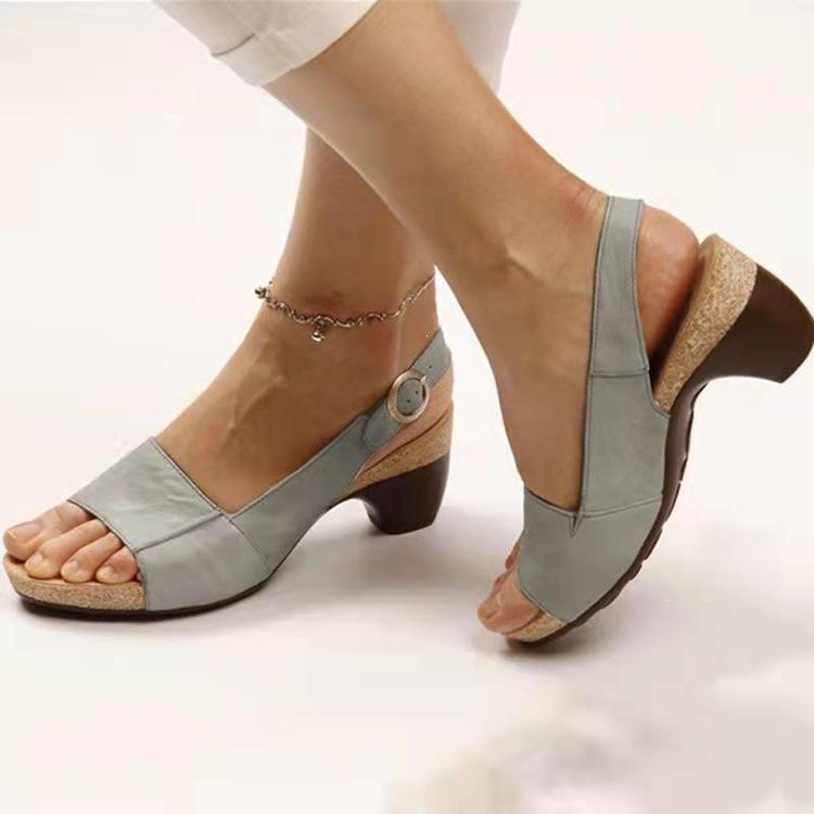 Anti-slip Shoes - Pointed Toe Women's Sandals - Beach Style - Large Size - New Arrivals