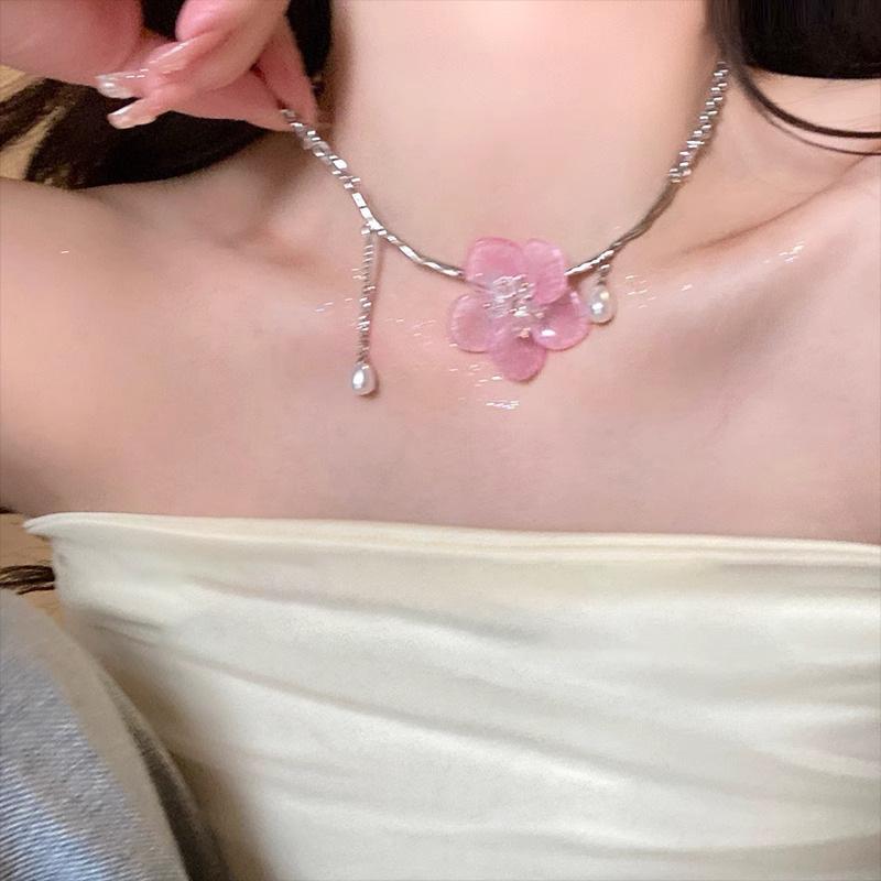 Romantic Pink Sweet Flower Pearl Collarbone Chain Versatile Temperament Necklace Women's Fringe Collarbone Chain Jewelry Gift