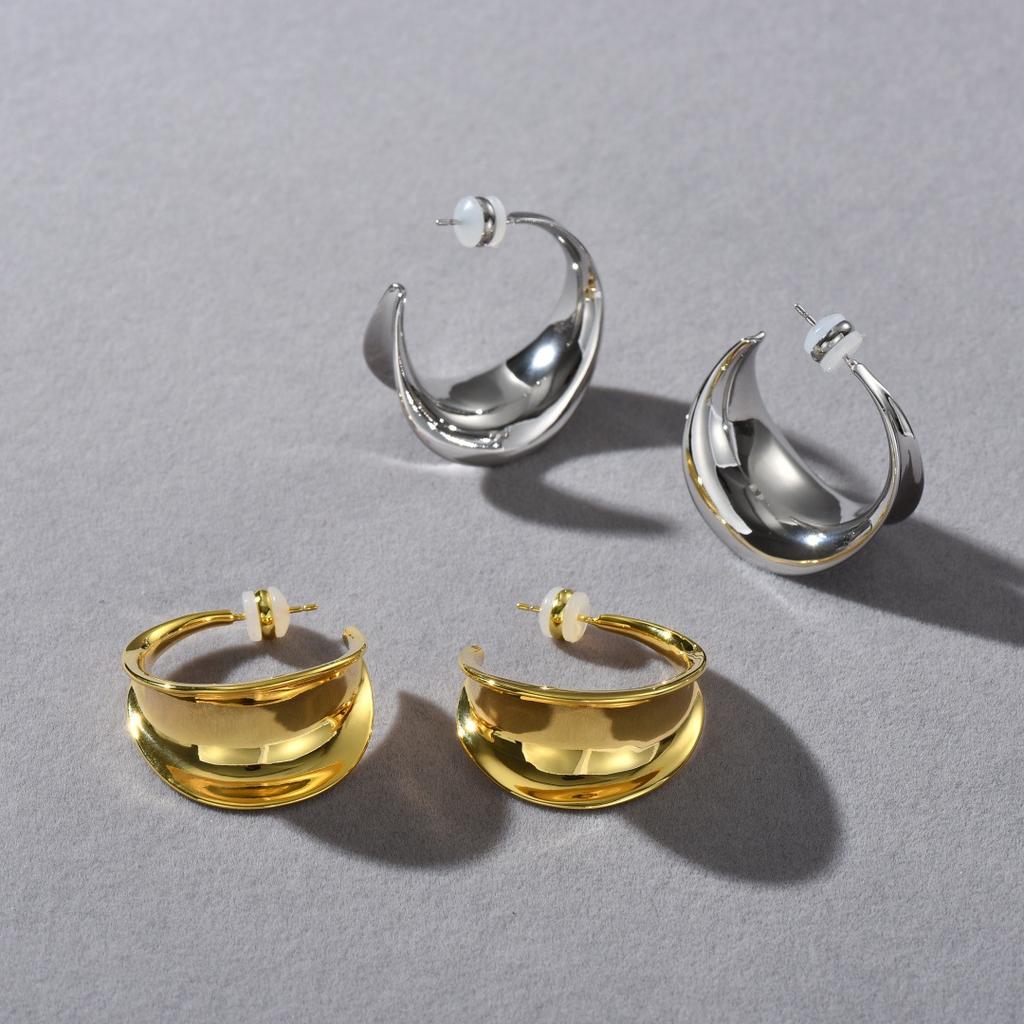 High-Class Temperament, Atmospheric Exaggeration, C-Type Copper-Plated 18K Real Gold S925 Silver Needle Earrings, Unique Personality, Light Earrings