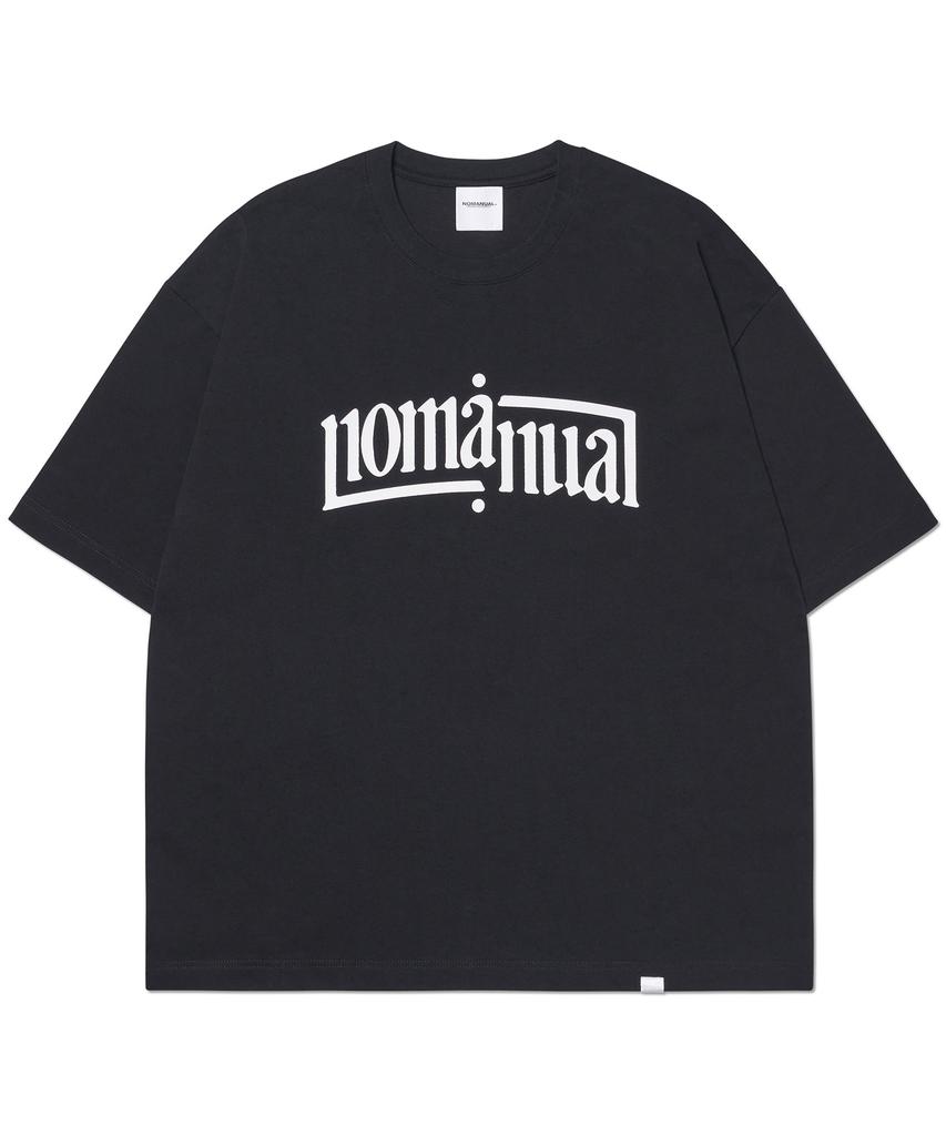 Nomaenyueol Arched Text T-Shirt - Black
