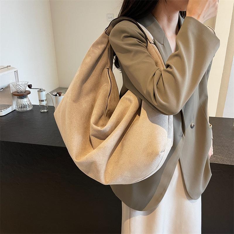 Damen Halbmondtaschen Große Kapazität Hobo Shopper Tasche Hochwertige Weiche Wildlederimitat Tasche Mode Koreanische Damen Achsel-Tragetaschen CLE