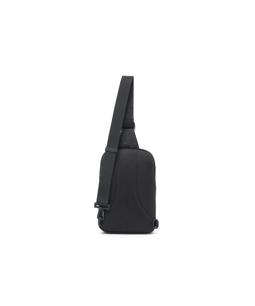 Snowpeak Apparel Proair Lightweight Sling Bag 5L (S26Zufbg02) Charcoal Navy