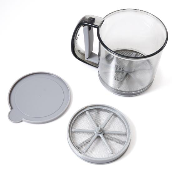 Handheld Flour Sifter Transparent Food-Grade Plastic Manual Flour Sieve Double-Layer Measuring Cup Flour Sifter for Baking Sugar Powder Cocoa Matcha