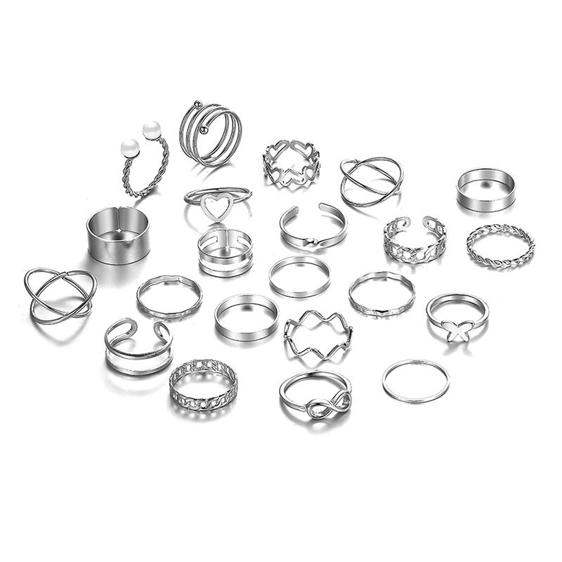 22st Set Vintage Hollow Heart Butterfly Rings Set för kvinnor Metall Silver Färg