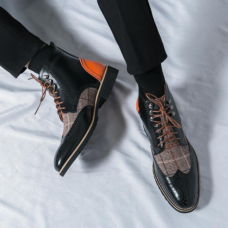 Men Brogues Motorcycle Casual Ankle Boots Plaid Stitching Personality Demi-season Boots Wingtip Dress Formal Leather Tuxedo Wedding Shoes