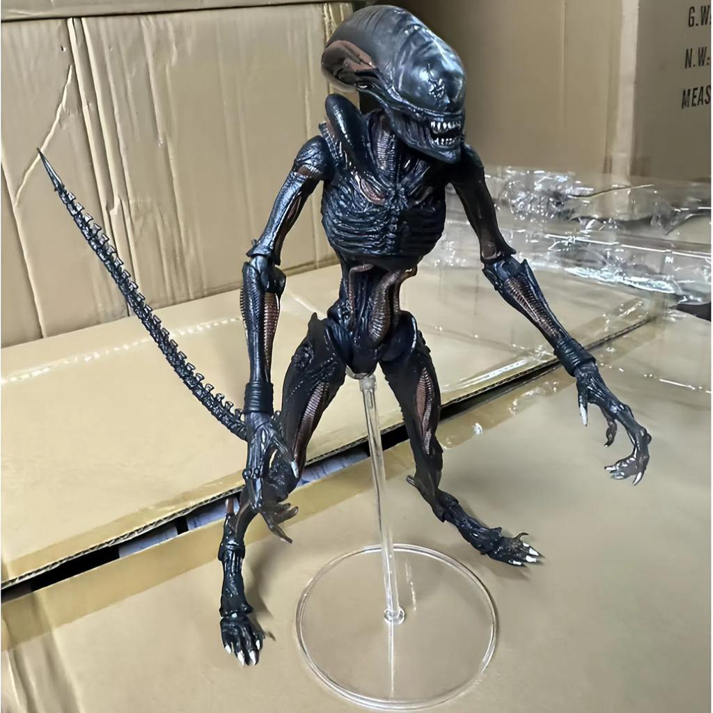 New- NECA Alien Romulus Figure High-Quality Version Desktop Decoration Surprise Gift