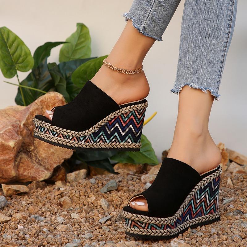 Skor Dam 2024 Plus Size Peep Toe Damtofflor Fritid Klänningssandaler Dam Plattform Kilklackar Utomhustofflor Dam Zapatos