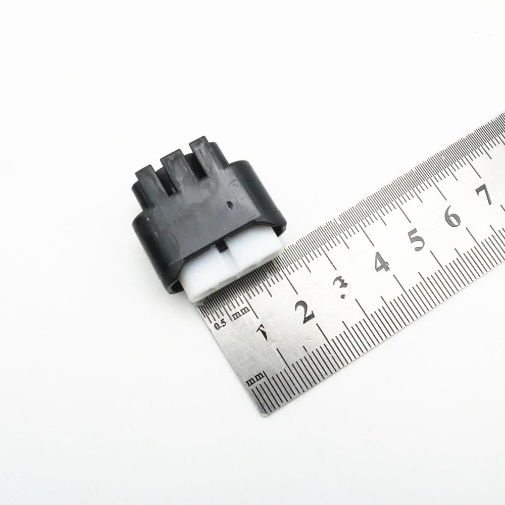Auto Ignition Coil Female Connector Plug For Toyota Vios Corolla Camry Highlander RAV4 Reiz Mark X Crown Prius C
