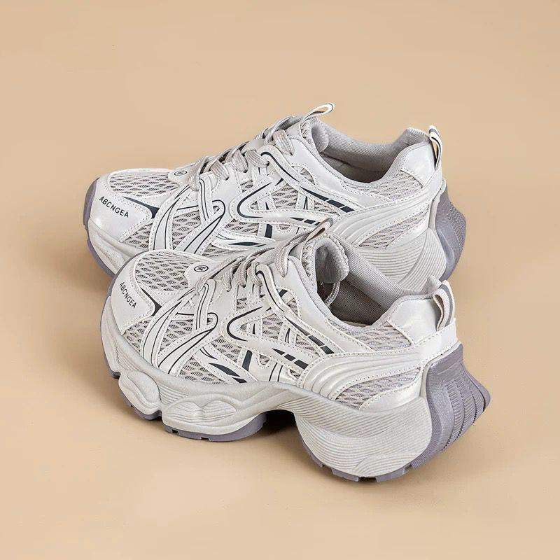 Women's Casual Sports Shoes 2026 Autumn Comfortable Breathable Non Slip Outdoor Running Shoes Lace Up Fashion Vulcanized Shoes
